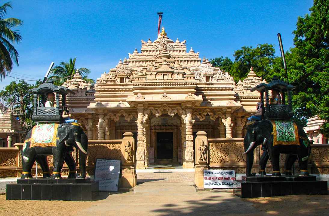 Kolanupaka Jain Temple – famous historical and spiritual tourist attraction near Go Ranch Resort, Yadagirigutta, Telangana